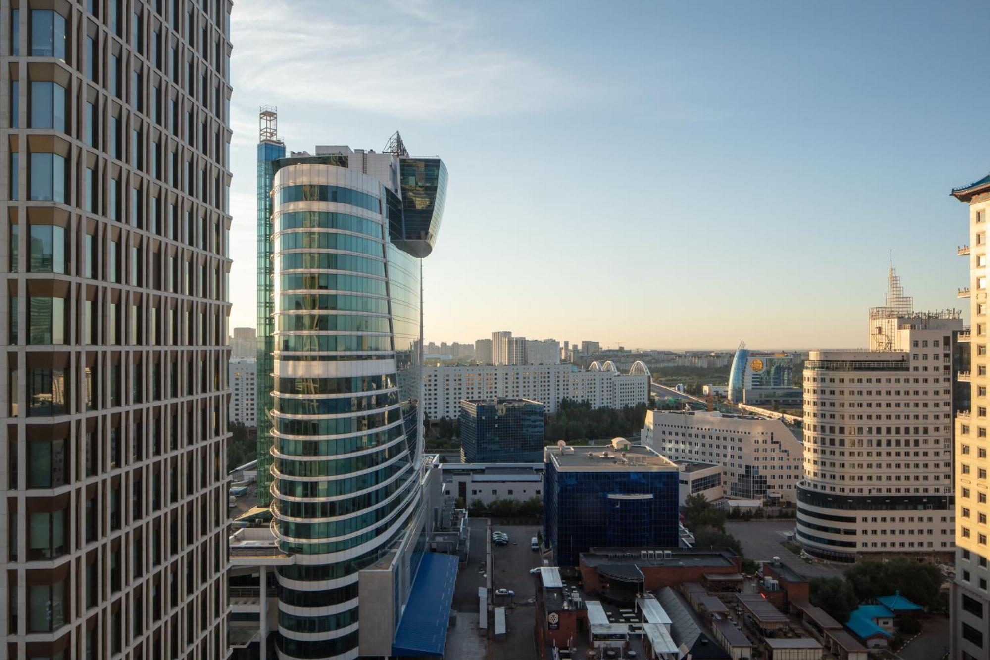 Готель The Ritz-Carlton, Astana Екстер'єр фото